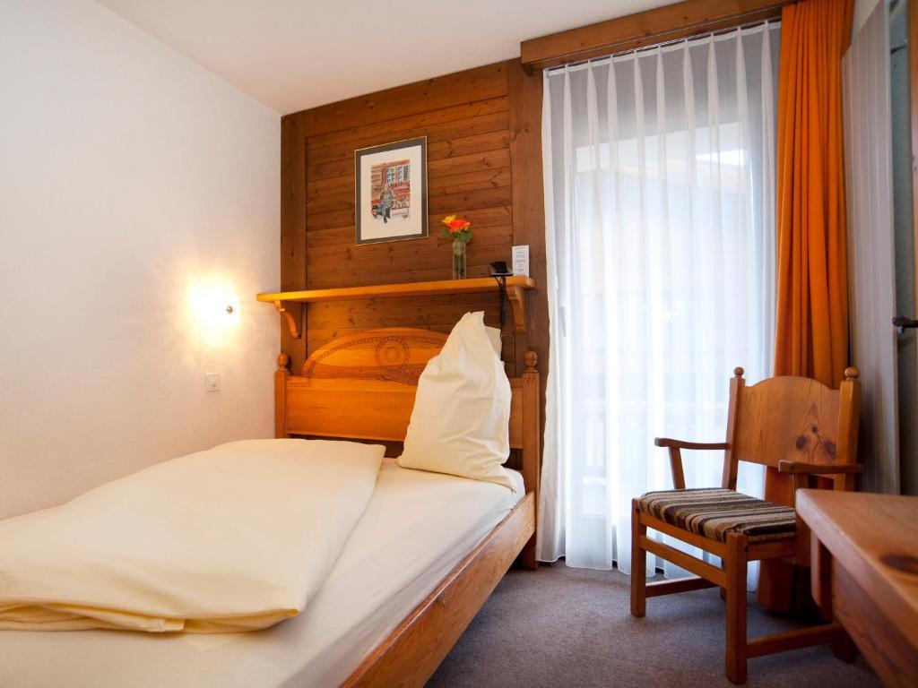 Ambiente Guesthouse Saas-Fee Bilik gambar
