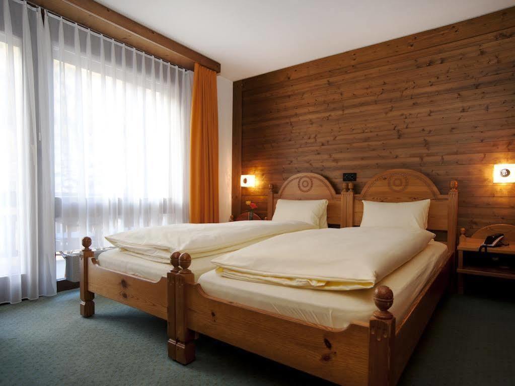 Ambiente Guesthouse Saas-Fee Luaran gambar